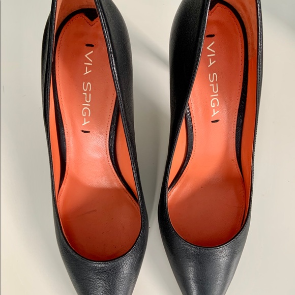 Leather pointed toe heels - Picture 2 of 5